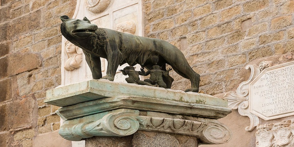 replica lupa capitolina